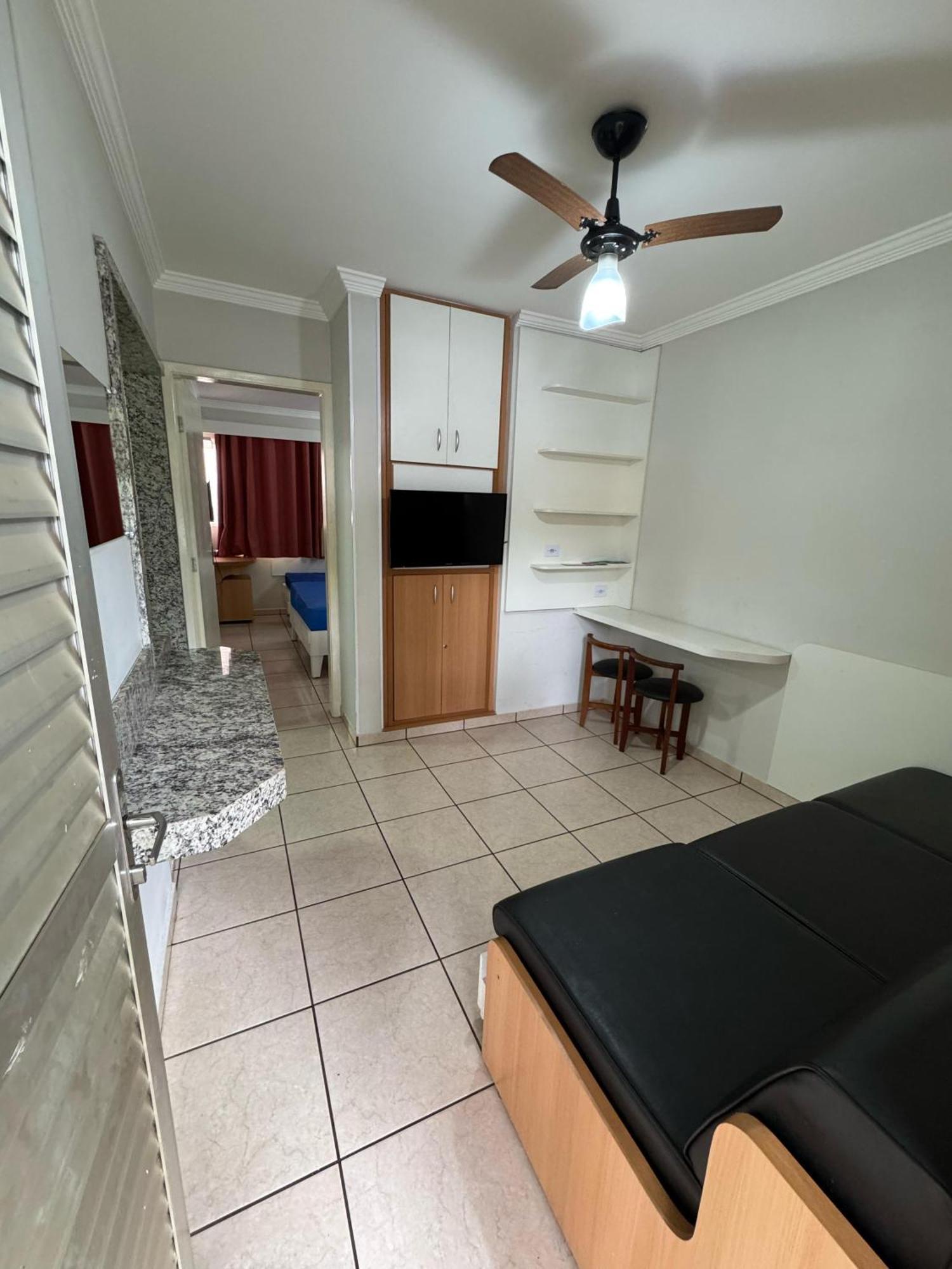 Ferienwohnung Diroma Fiori Caldas Novas Exterior foto