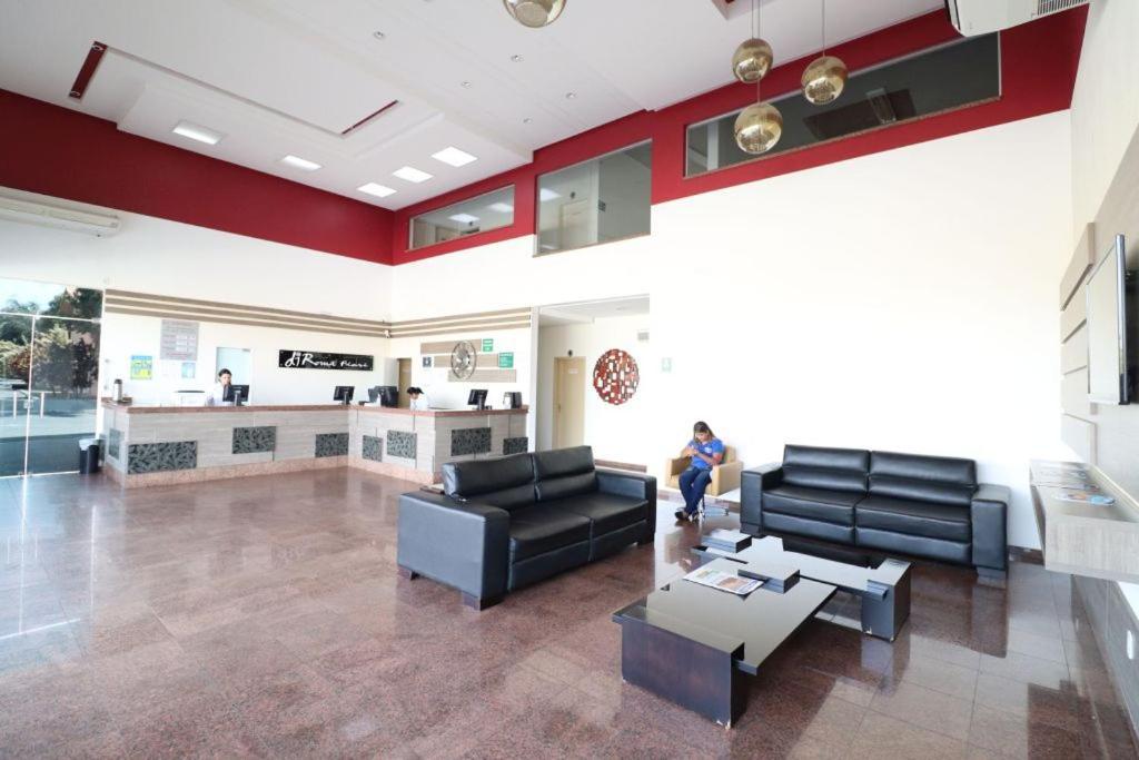 Ferienwohnung Diroma Fiori Caldas Novas Exterior foto